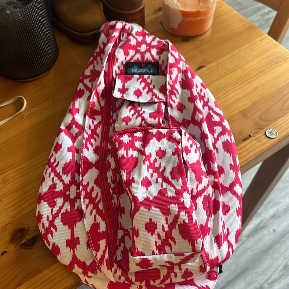 Pink Kavu paracord bag perfect condition